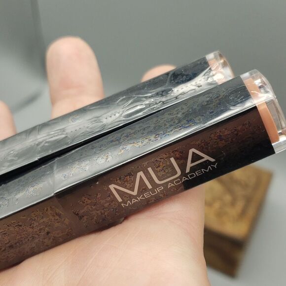 MUA #602 Lipstick butter bundle - Picture 6 of 7